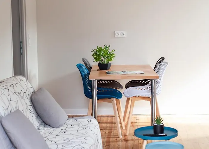 Florence Et Nadine - Latre Location