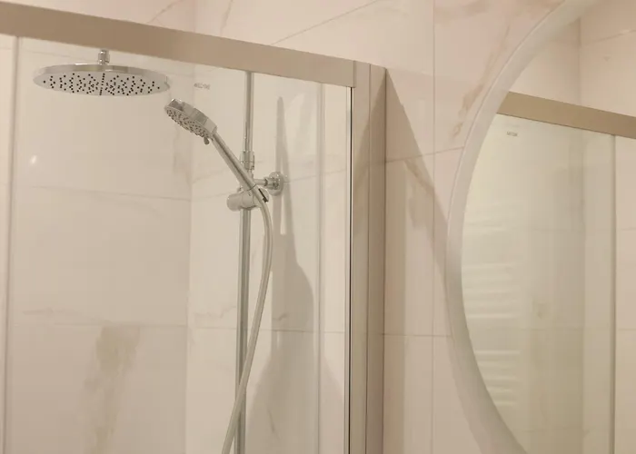 Avec Garage Privé - Latre Location