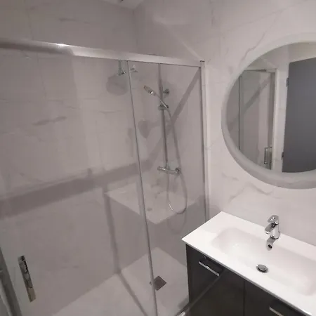 Appartement Avec Garage Prive - Latre Location