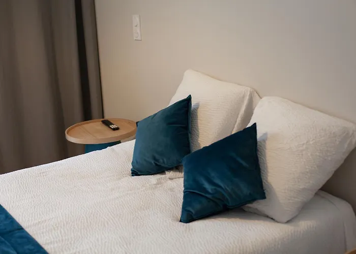 Apartamento Avec Garage Privé - Latre Location *